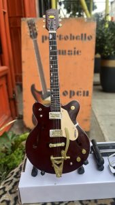 Model GRETSCH Guitar 15cm high. £29.95